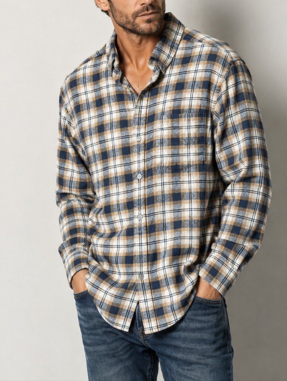 EDDIE BAUER Plaid Button-Up Mens Shirt. 100% Cotton.